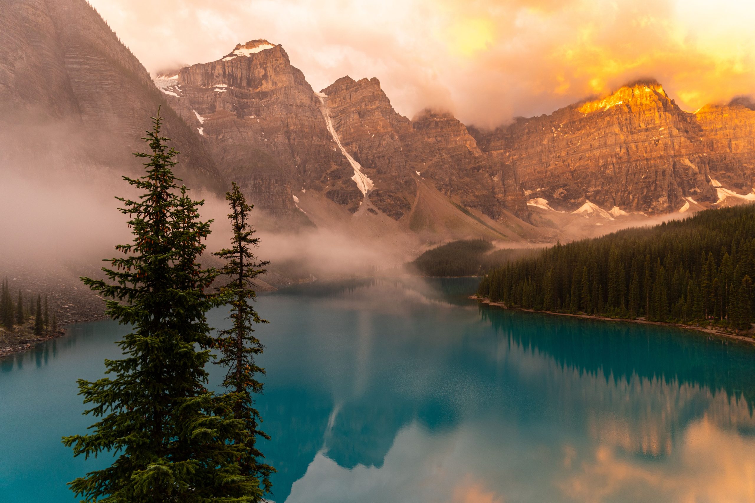 12 Lakes Around the World That Look Absolutely Unreal