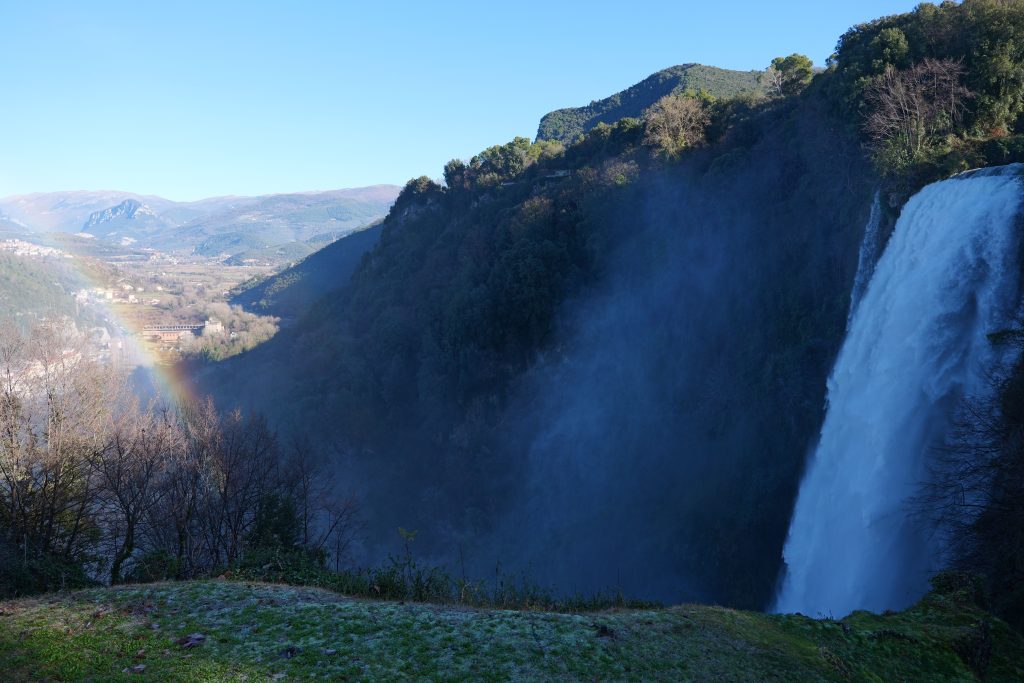 15 Photos So Beautiful You’ll Forget to Scroll Rainbow Waterfall